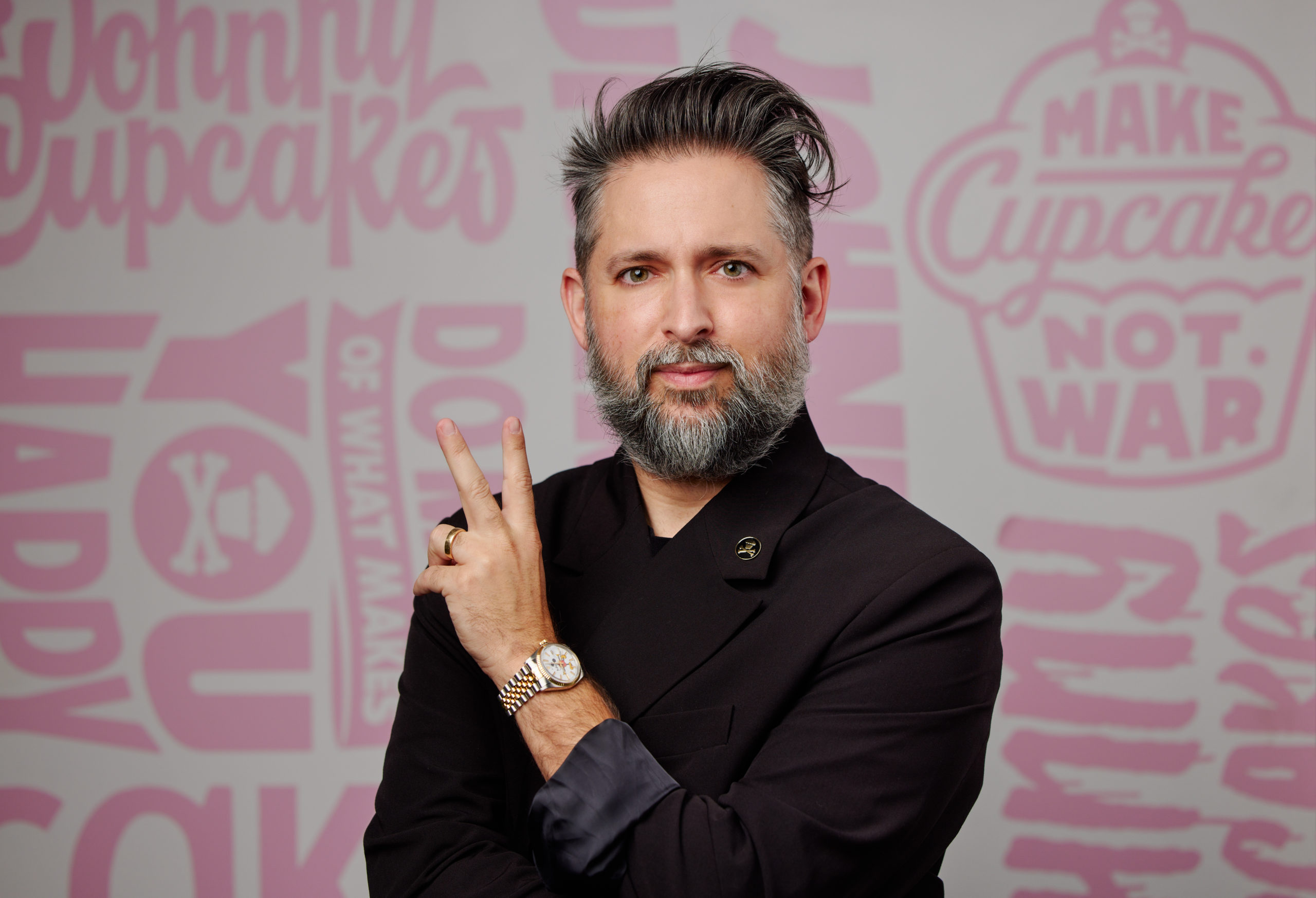 Johnny Cupcakes Keynote Speakers Bureau & Speaking Fee