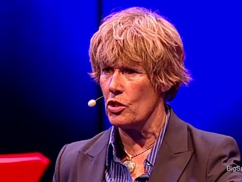 Dare to Dream at TEDxBerlin –  Diana Nyad